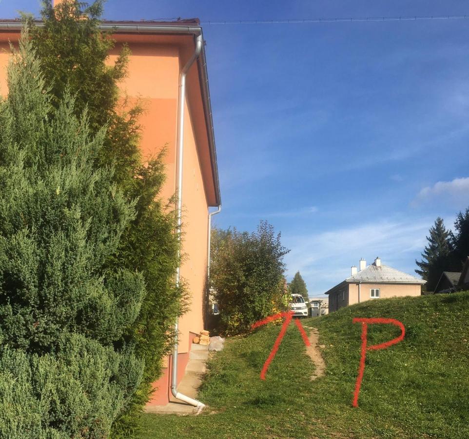 Apartman Monya Turčianske Teplice Zewnętrze zdjęcie